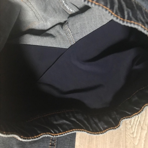 5/$20 SALE ✨ PARASICO Blue Denim Legging with Faux Pockets - Picture 4 of 12